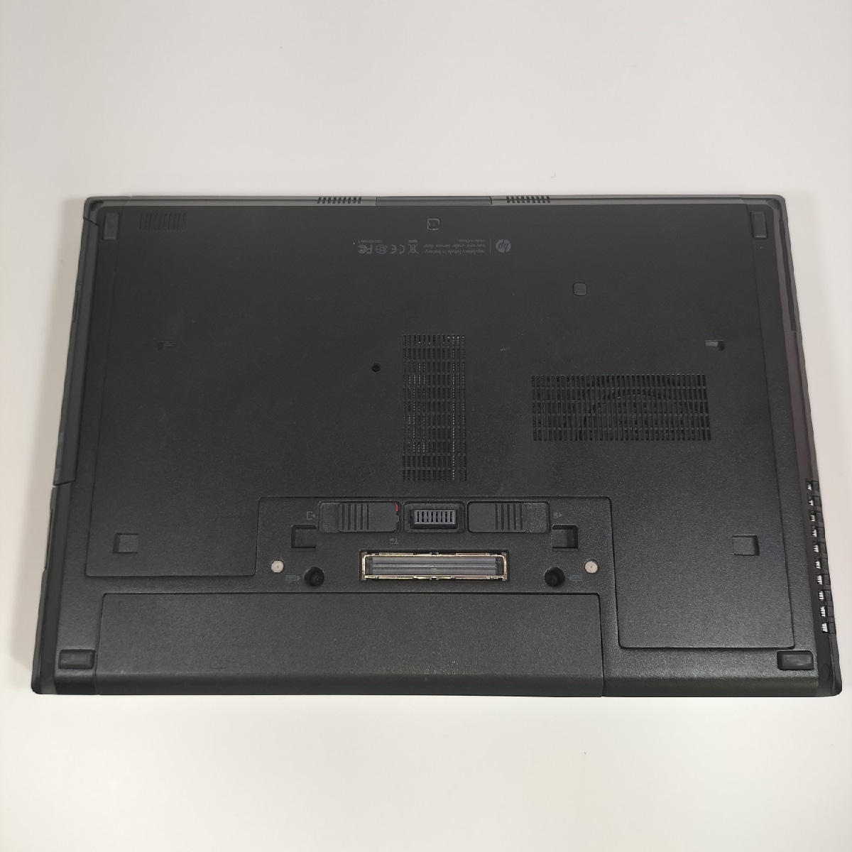 HP EliteBook 8470p. i5-3210M, 4GB RAM, 1TB HDD, 14" - Imagen 8