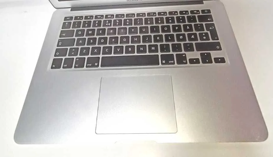 Macbook Air A1466 Año 2013? averiado - Imagen 4