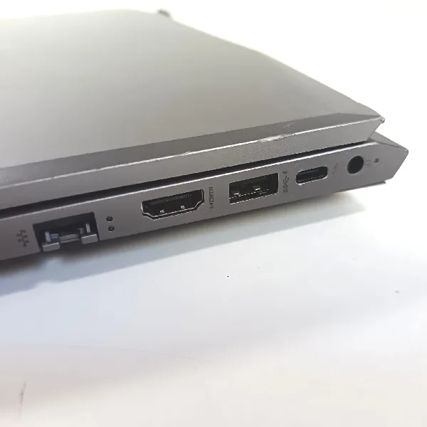 Portátil HP Zbook 15v G5, i7 8th gen, 15,6" AVERIADO. SKU UV-276359 - Imagen 6