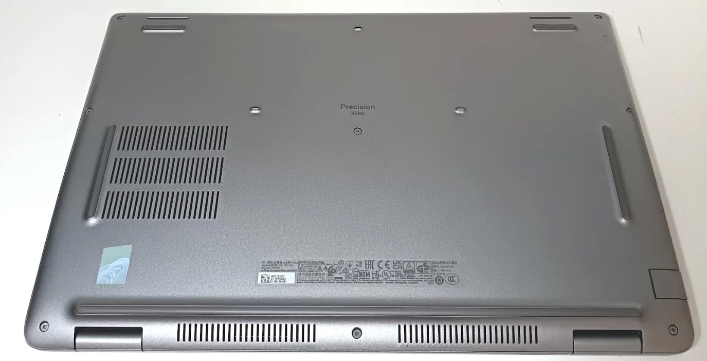 Dell Precision 3580, i7-1360P, 16GB RAM, SSD 512GB M.2 NVMe, 15,6" - Imagen 3