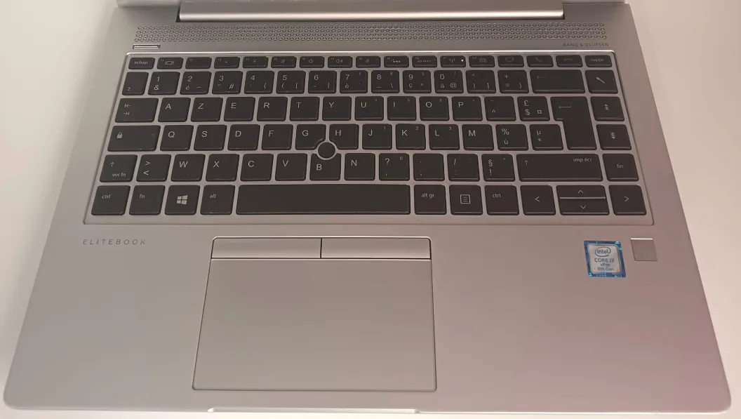 Portátil HP EliteBook 840 G5, i7-8650U, 8GB RAM, 256GB M.2 SATA, 14" - Imagen 2