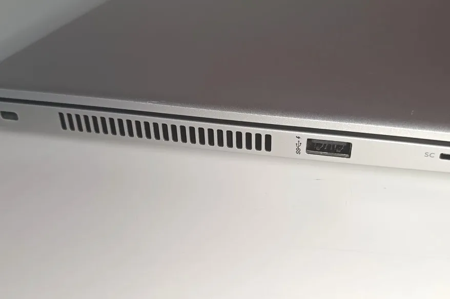 Portátil HP EliteBook 840 G5, i5-8350U, 8GB RAM, 256GB M.2 SATA, 14" táctil - Imagen 4