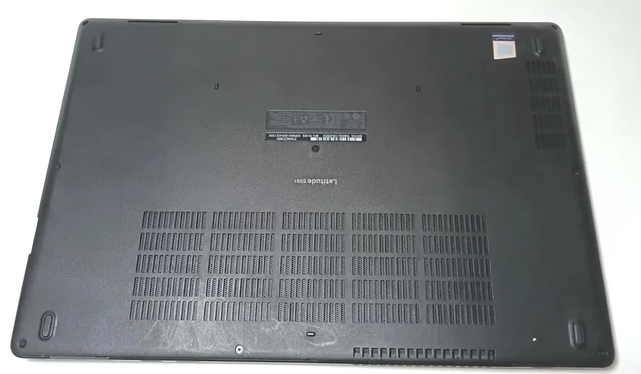 Dell Latitude 5591, i5-8400H, 8GB RAM, 15,6" - Imagen 2