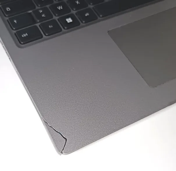 Dell Precision 3580, i7-1360P, 15,6" Defectos - Imagen 5