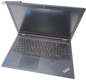 Lenovo ThinkPad P15 Gen 2, i7-11800H, 16GB RAM, 15,6". Avería