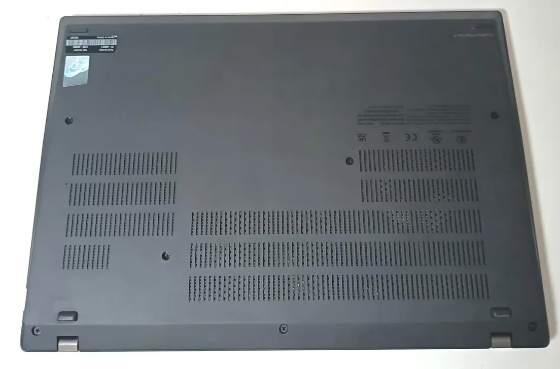 Lenovo ThinkPad P14s Gen 4, i7-1360P, 16GB RAM, SSD 512GB M.2 NVMe, 14" - Imagen 4