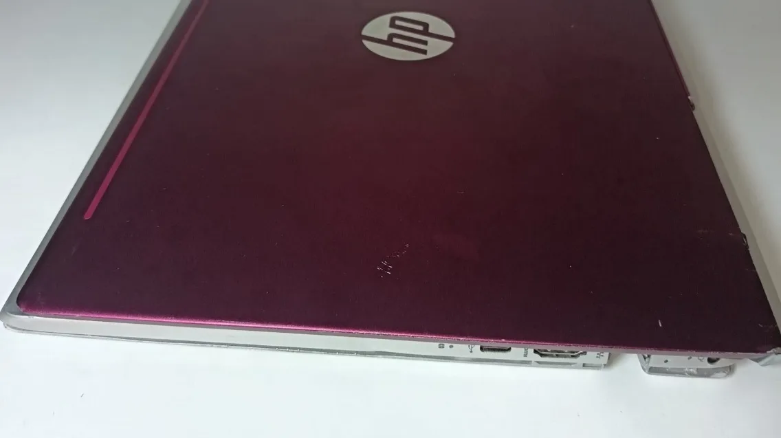 HP Pavilion 14-ce000ns, i7-8550U, NVIDIA MX150 2GB. Avería, defectos - Imagen 5