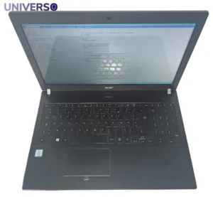 Acer Travelmate TMP658-M-70D4. i7-6500U, M.2 256GB, 8 GB RAM, 15,6