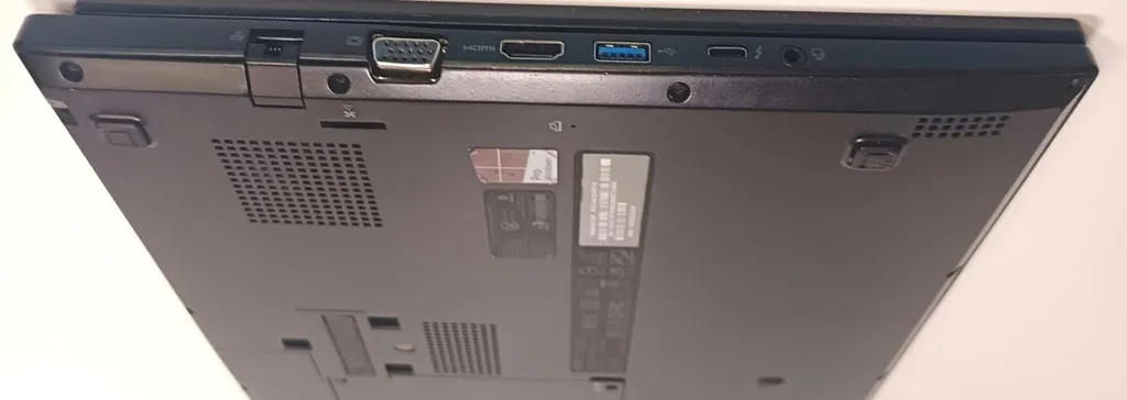 Acer Travelmate TMP658-M-70D4. i7-6500U, M.2 256GB, 8 GB RAM, 15,6 - Imagen 3