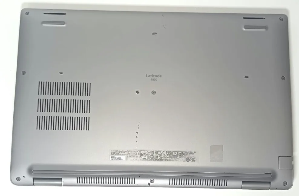 Dell Latitude 5530. i5-1245U, NVMe 512GB, 16GB RAM, 15,6 - Imagen 3