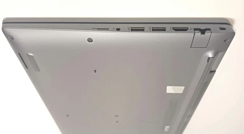 Dell Latitude 5530. i5-1245U, NVMe 512GB, 16GB RAM, 15,6 - Imagen 4