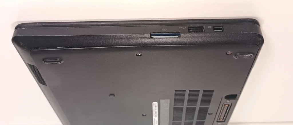 Dell Latitude E5250. i5-4310U, SSD 120GB, 12GB RAM, 12,5" - Imagen 7