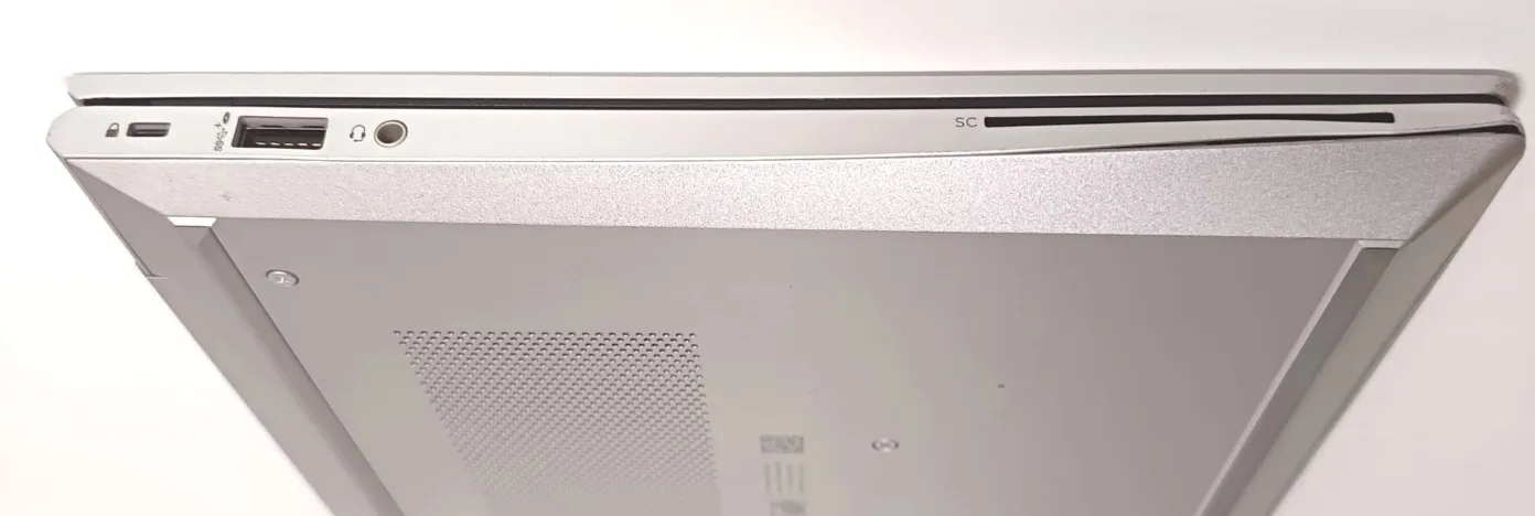 HP ProBook 630 G8. i7-1165G7. DDR4, 13,3" Defectos - Imagen 4