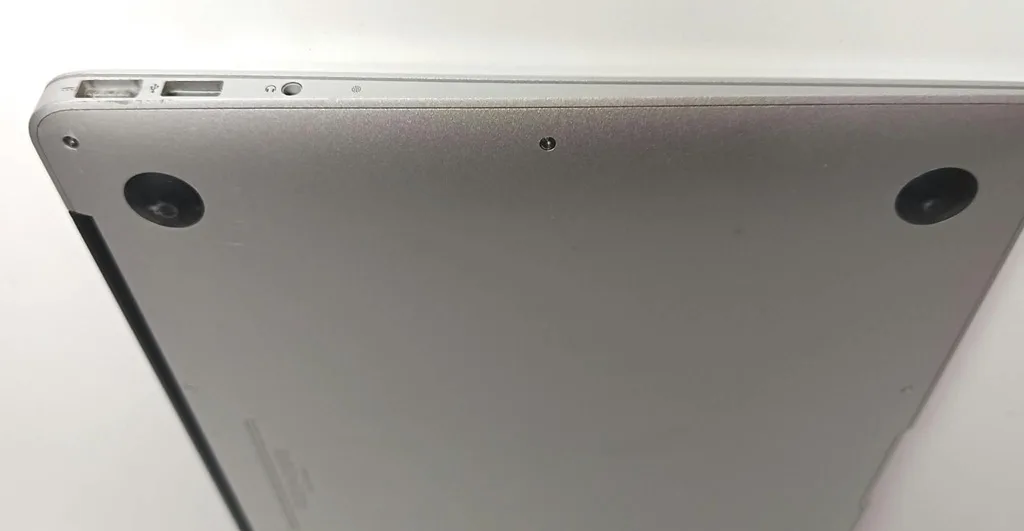 MacBook air 13 Finales 2010 A1369 EMC 2392. Core 2 duo, SSD 256GB, 2GB RAM - Imagen 5