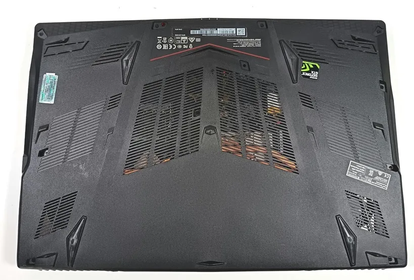 MSI GL63 8RC Gaming. i5-8300H, 16GB RAM, M.2 256GB, GTX 1050 4GB - Imagen 3