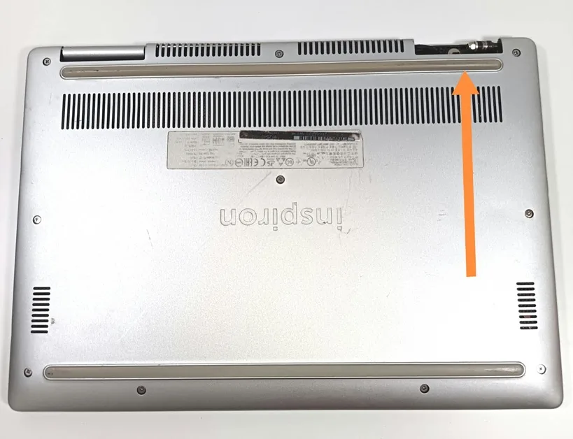 DELL Inspiron 7380 P83G. i5-8265U, 8GB RAM, 13,3. Defectos - Imagen 4